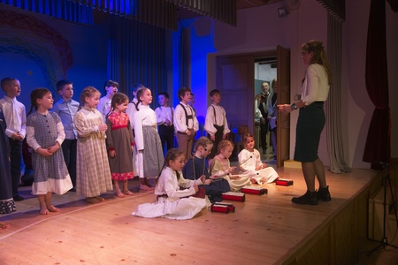 Jezersko_Sˇolska prireditev ob materinskem dnevu_30-3-2026_18